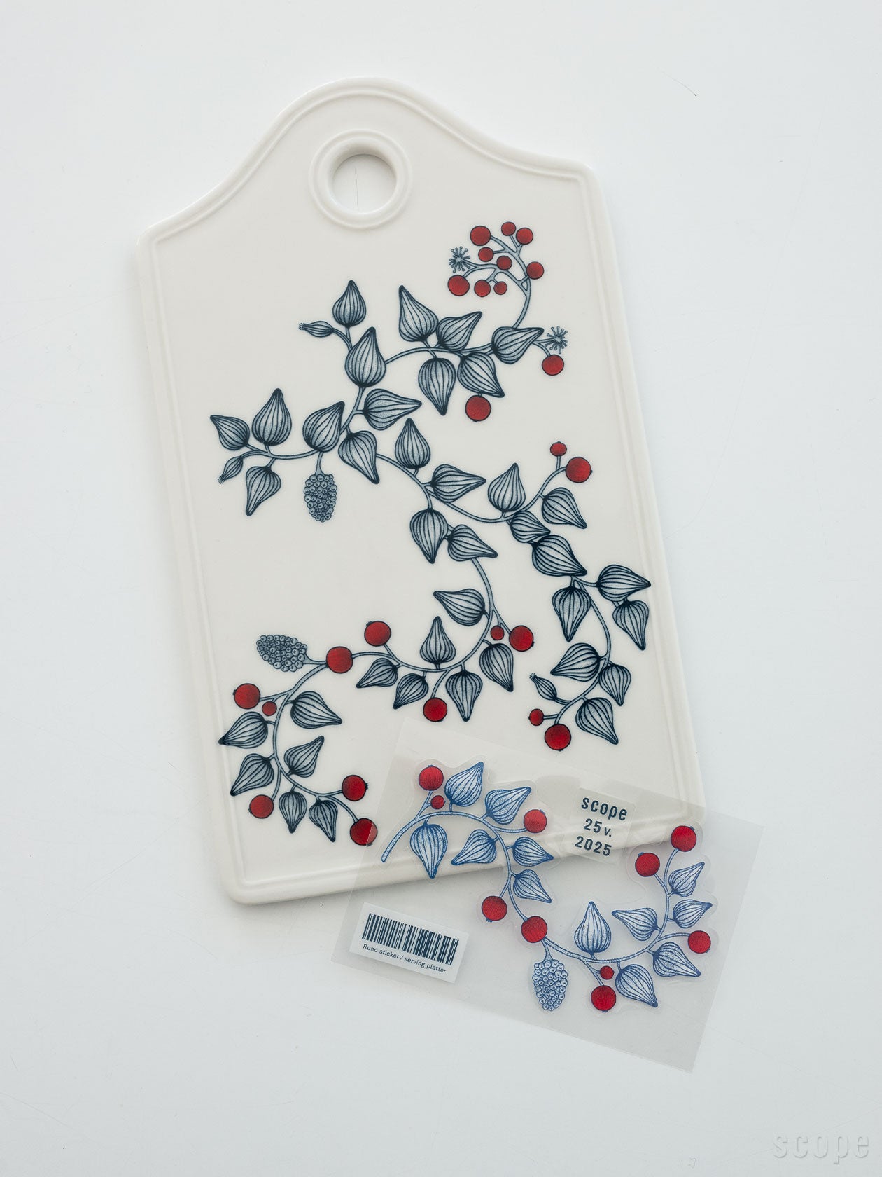 Runo フロストベリー サービングプラターと付属ステッカー