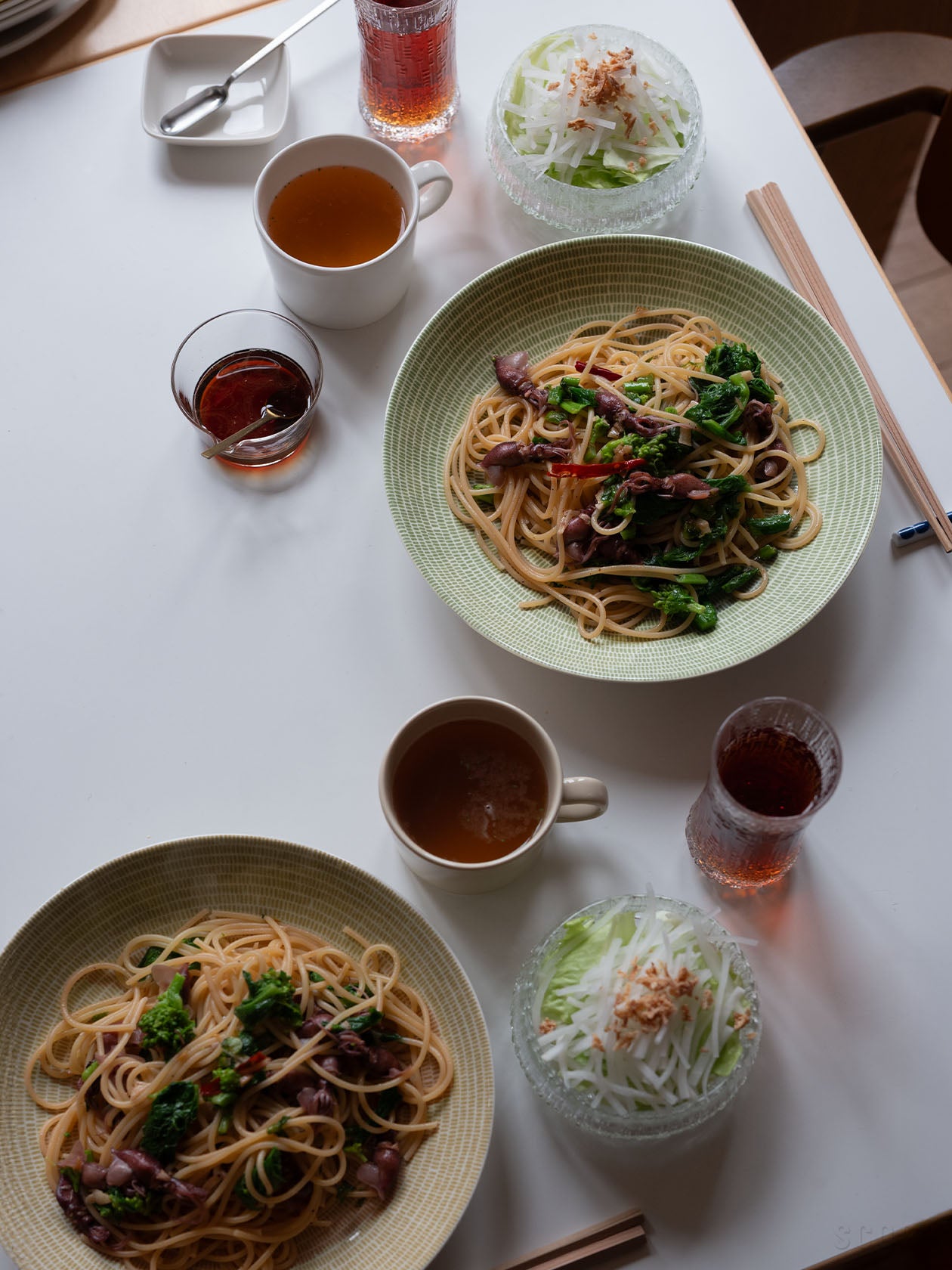 パスタを盛ったディーププレート24cm