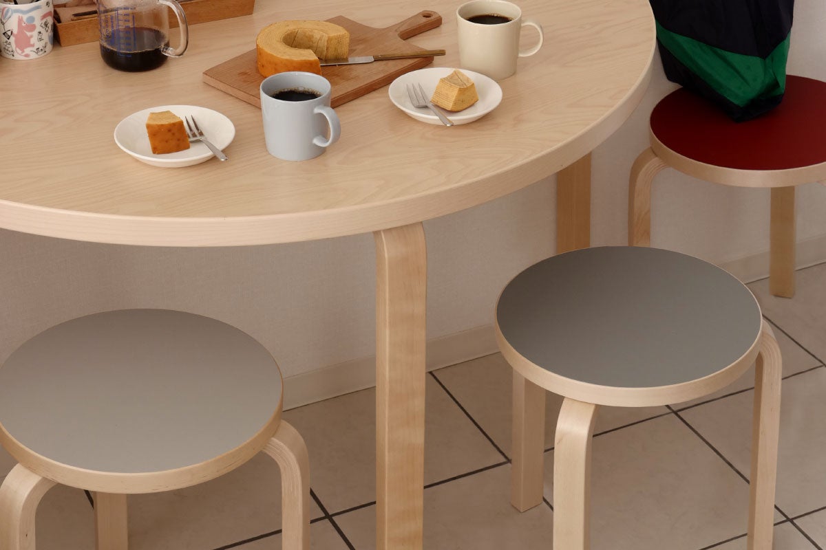 アルテック スツール60 4本脚 リノリウム アッシュ スコープ別注 アアルト Stool 60 (スツール60) | スコープ別注 リノリウム | Artek