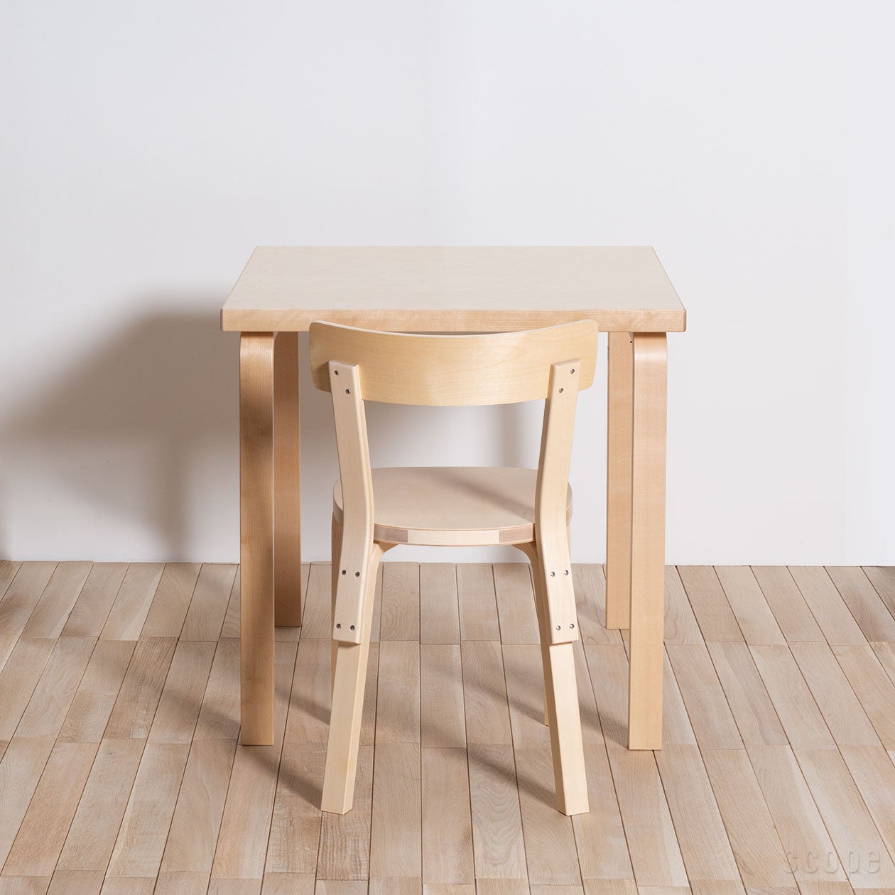 artek アルテック テーブル 81C ホワイトラミネート 極美品 戸塚店 ドロップリーフ テーブル DL81C ホワイト ラミネート – Artek