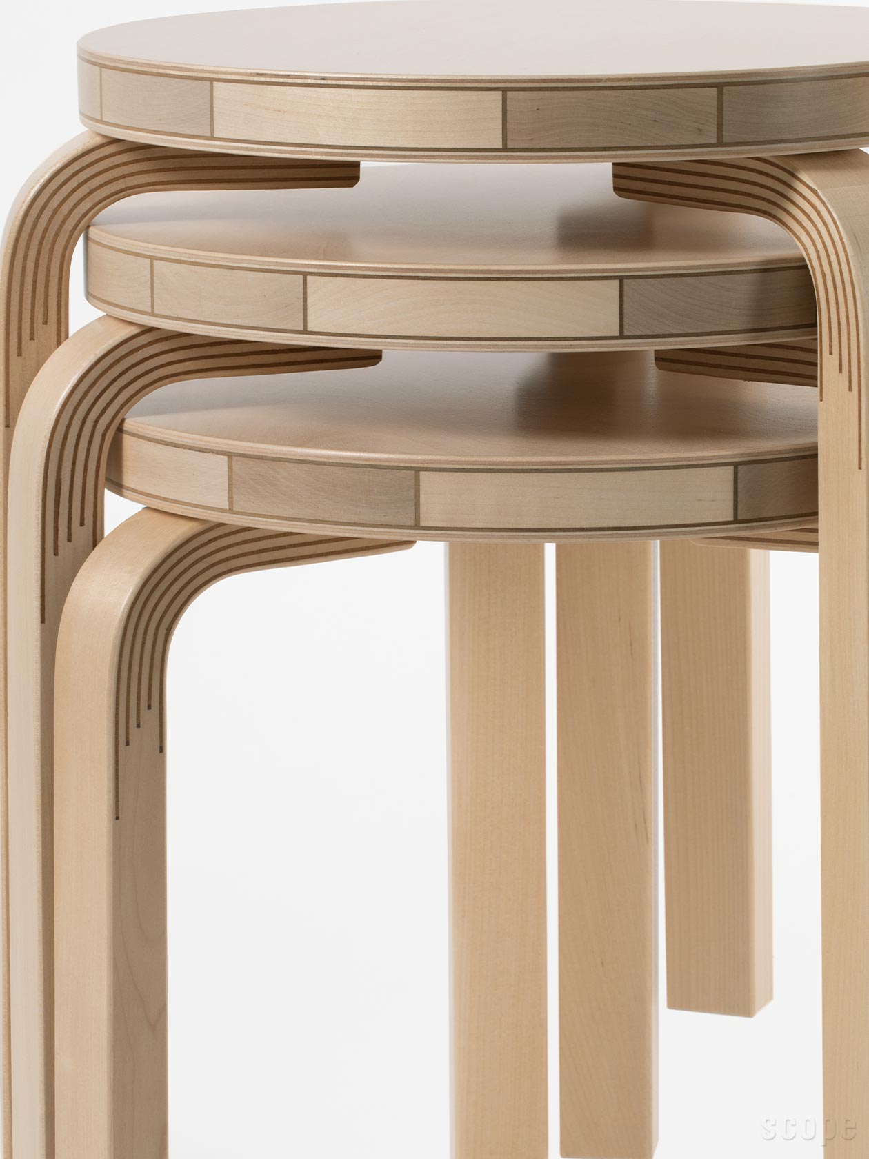 Stool 60 (スツール60) | コントラスティ | Artek (アルテック)