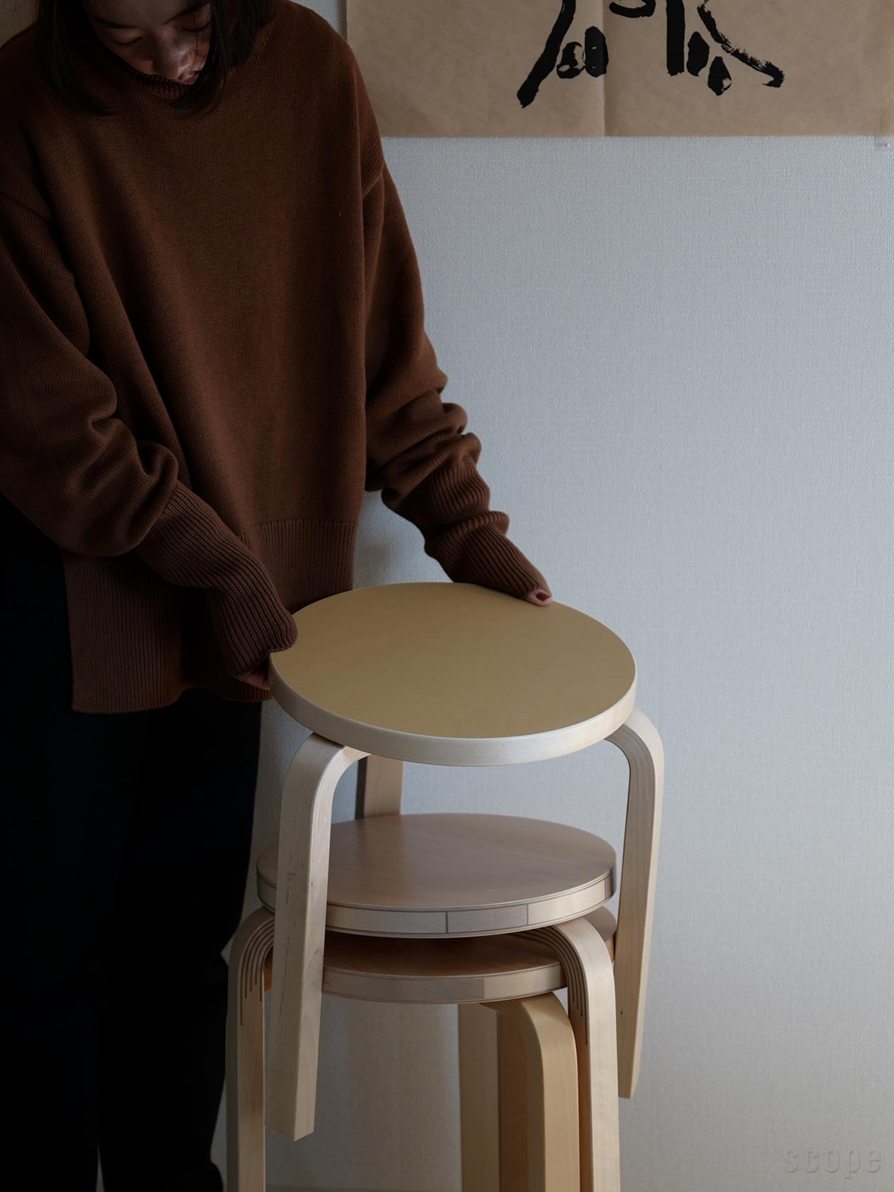 Stool 60 リノリウム 無着色 | Artek (アルテック)