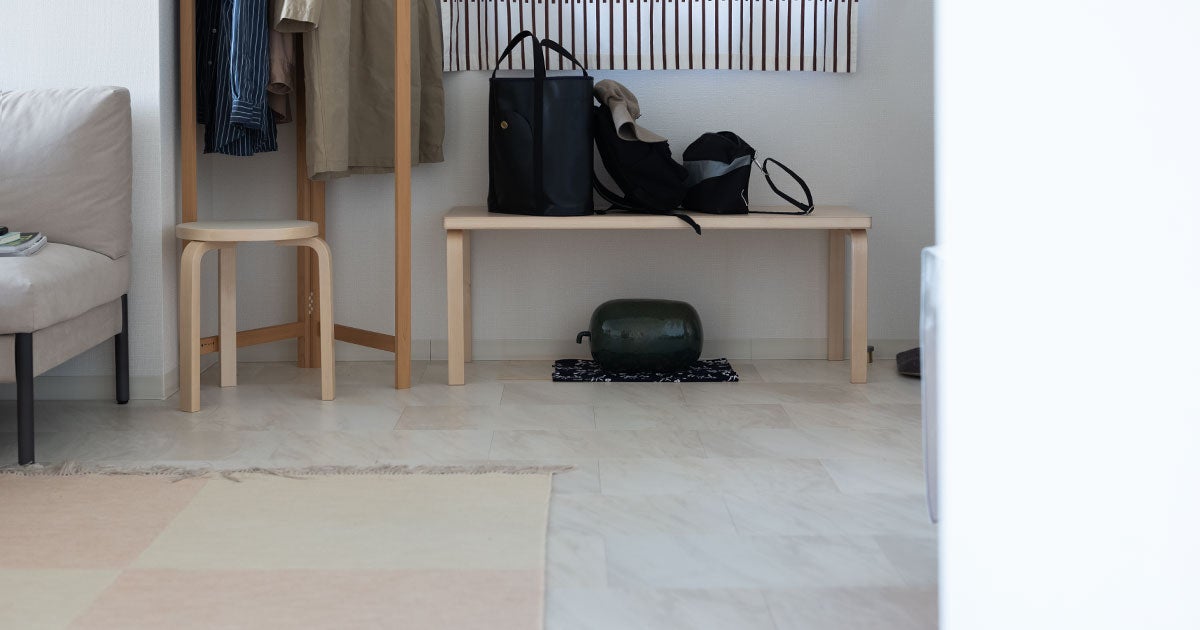 153 Bench ソリッド トップ | Artek (アルテック) 153 Bench ソリッド トップ | Artek (アルテック)