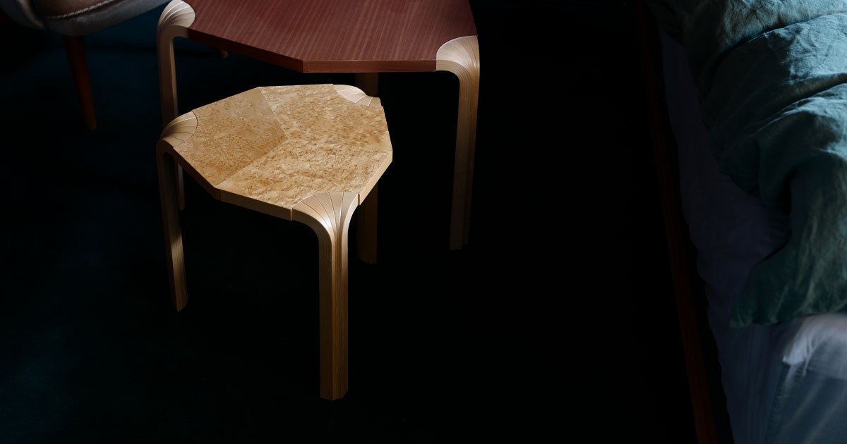 販売終了】Artek 90周年記念 Stool X602｜各90脚の限定モデル