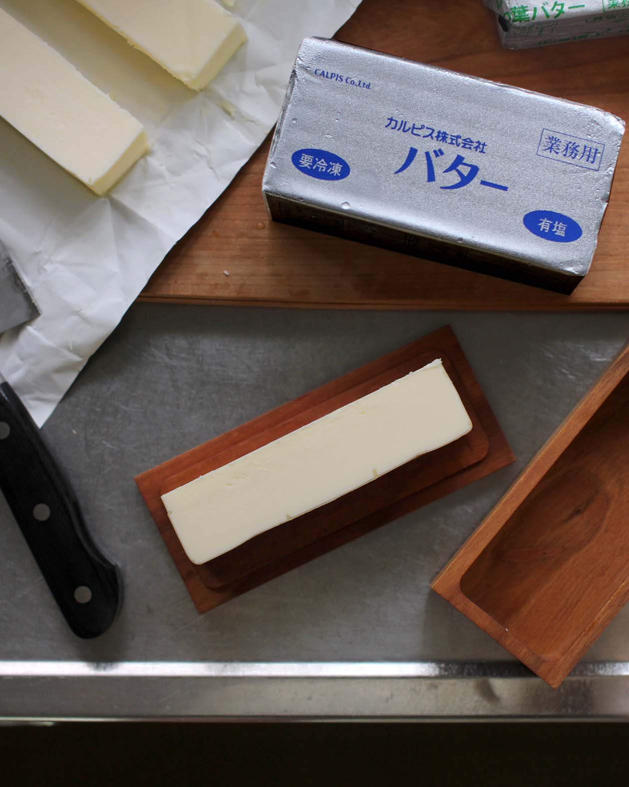 東屋 (あづまや)  バターケース・ナイフ
