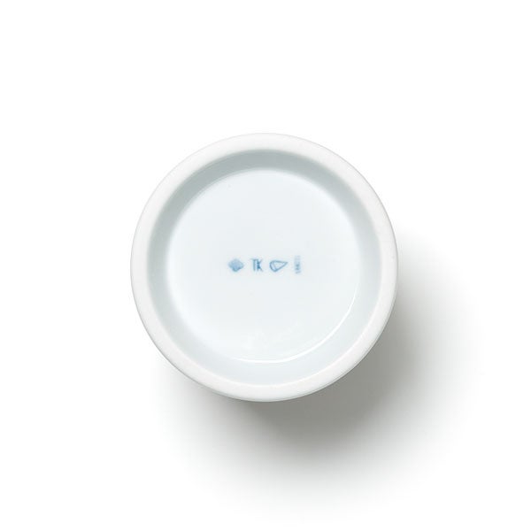 キャニスター 中