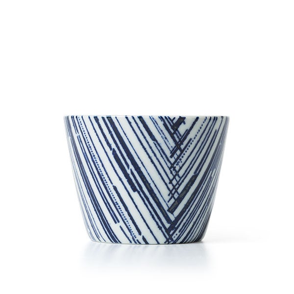 猪口 蛇の目高台 雨中