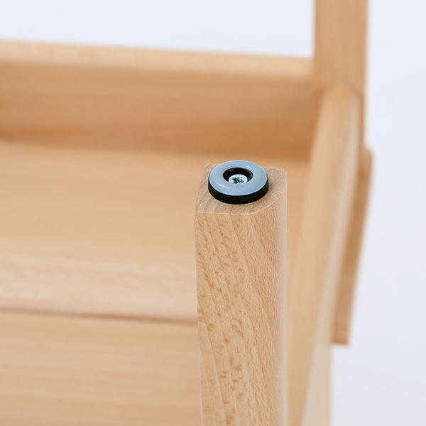 A Line Stepstool ビーチ