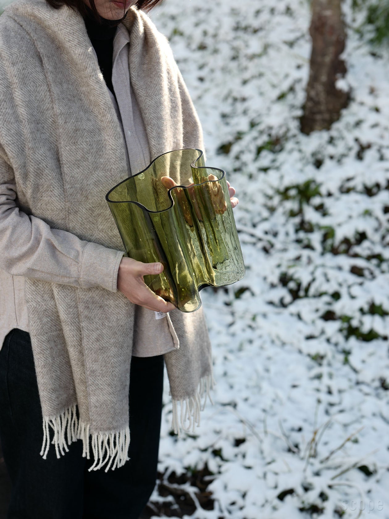 フィニッシュサンドのアアルトベースを横から見た様子