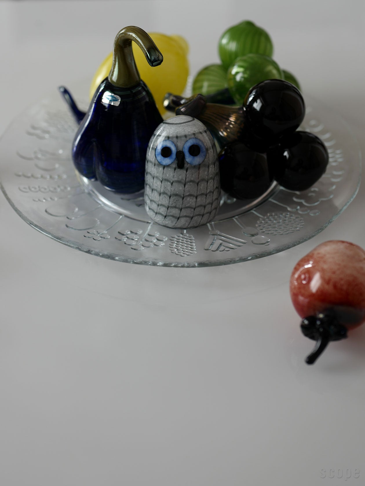 iittala Birds by Toikka Owlet グレー 正面 青い目とグレーの装飾