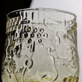 ガラスの揺らぎ