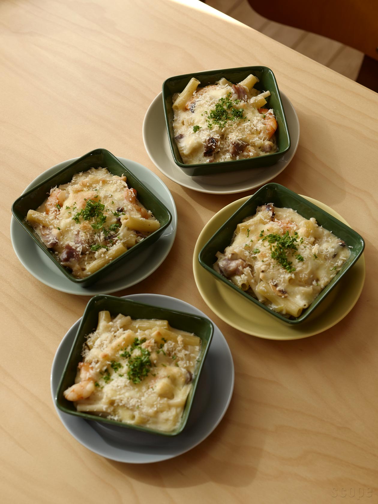 ハンターのスクエアプレート