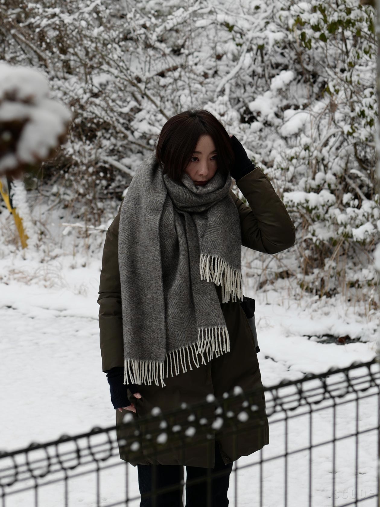 マフラー使いしたブラウン