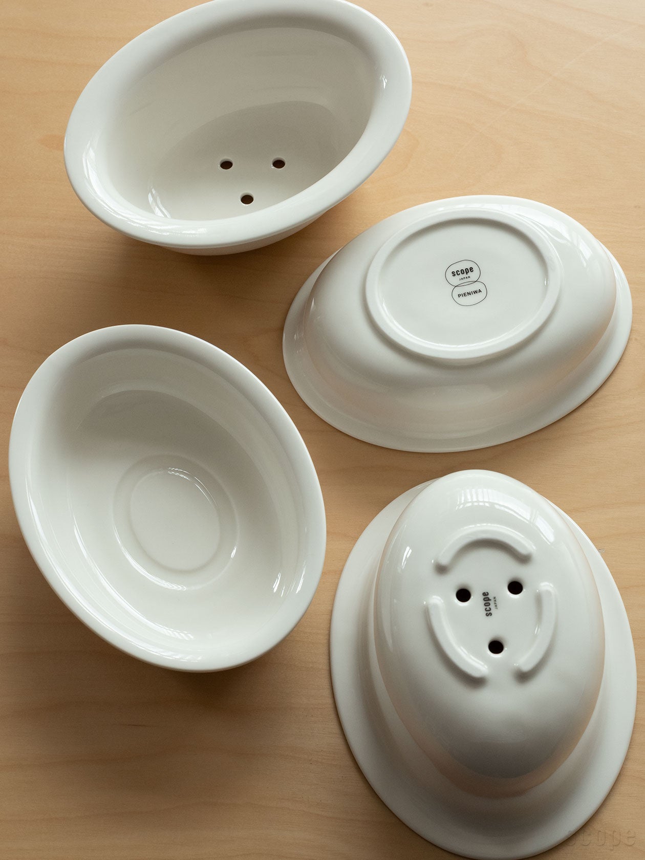 奥行15cmで置けるスリムな設計