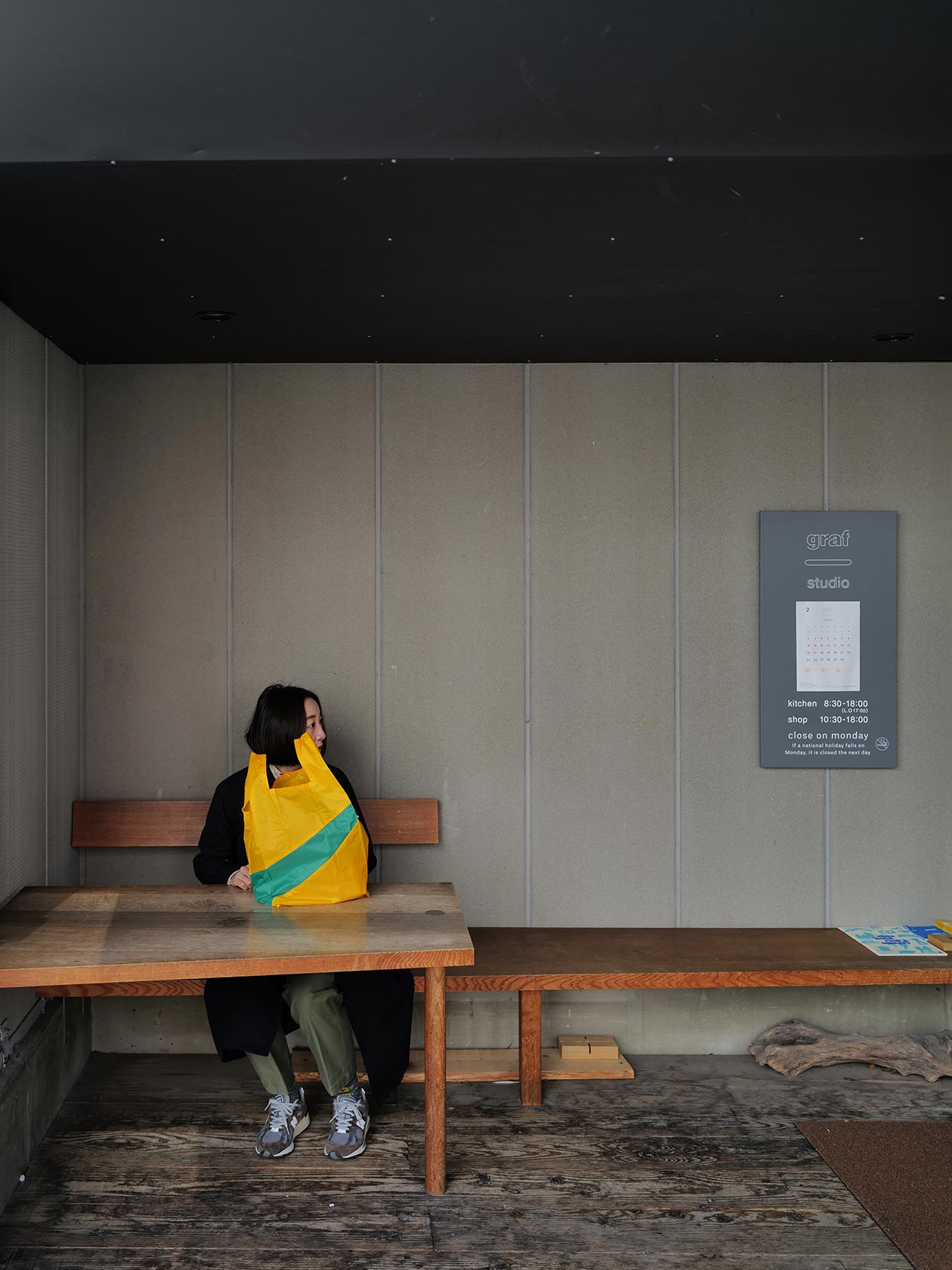 SUSAN BIJL Untitled, 2026 Sunflower & Holly Green。元気をくれるイエローとグリーンの配色