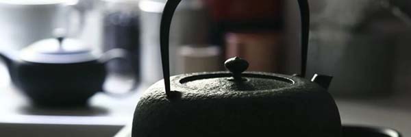 鉄瓶久々に入荷