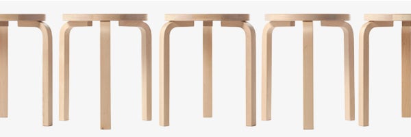 スツール3本脚を追加